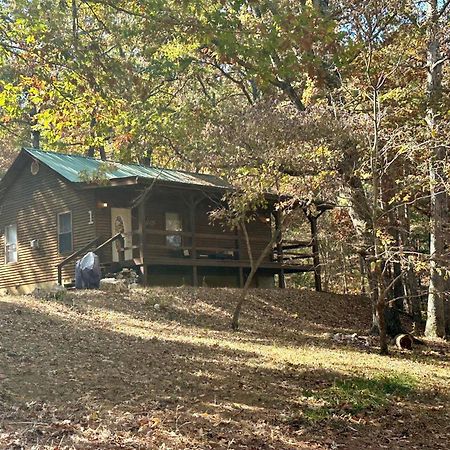 Cedar Creek Cabins #1 - Giant Spa Tub, Large Wooded Porch, Full Kitchen, 1 Bedroom Eureka Springs Exteriör bild